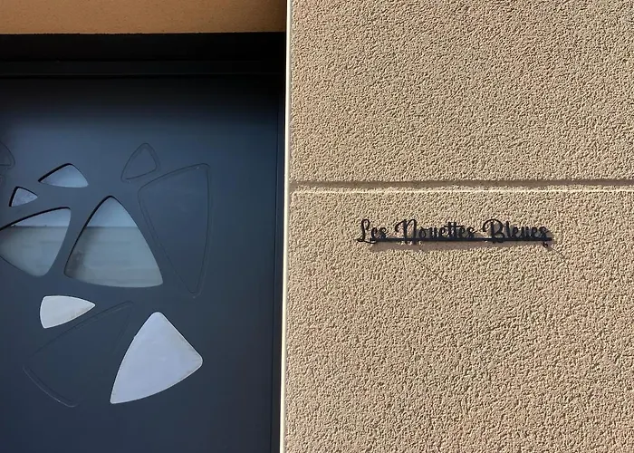 Maison 4 étoiles Piscine Chauffée Proche *