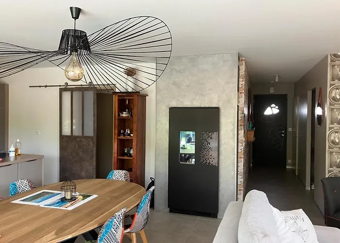 Сasa de vacaciones Maison 4 étoiles Piscine Chauffée Proche