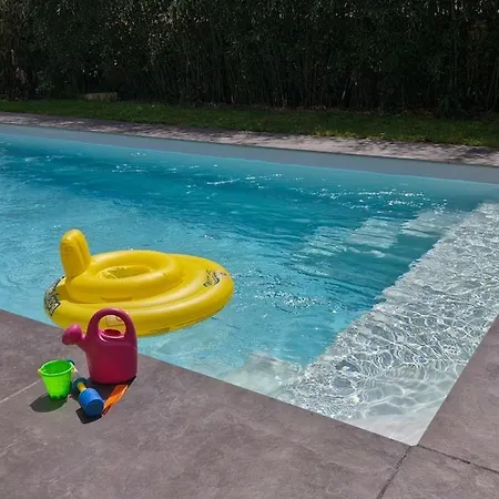 Vakantiehuis Maison 4 Etoiles Piscine Chauffee Proche