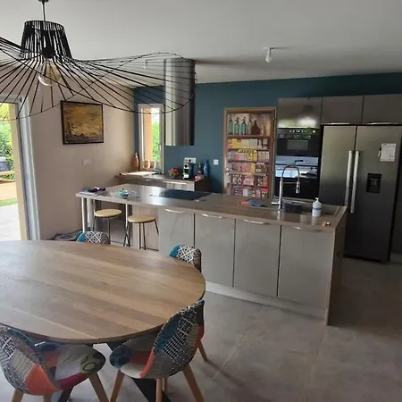 Les Nouettes Bleues - Maison 4 Etoiles- 3 Chambres - Piscine & Plage Nyaraló *