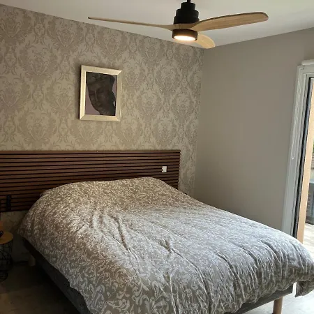 Maison 4 Etoiles Piscine Chauffee Proche Vakantiehuis