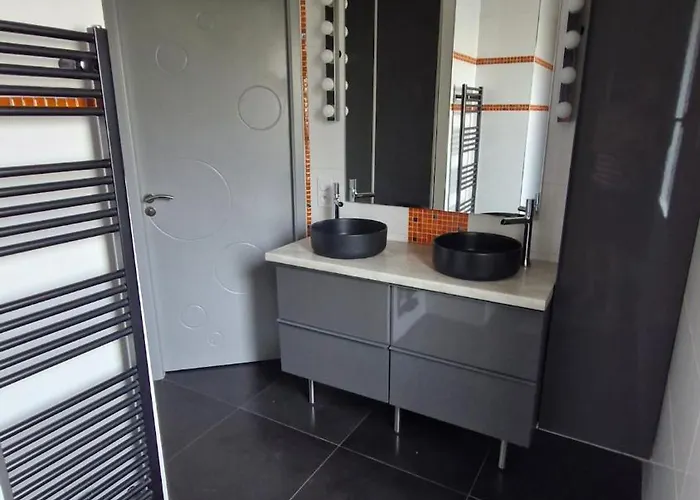 Nyaraló Les Nouettes Bleues - Maison 4 Etoiles- 3 Chambres - Piscine & Plage Les Sables-dʼOlonne